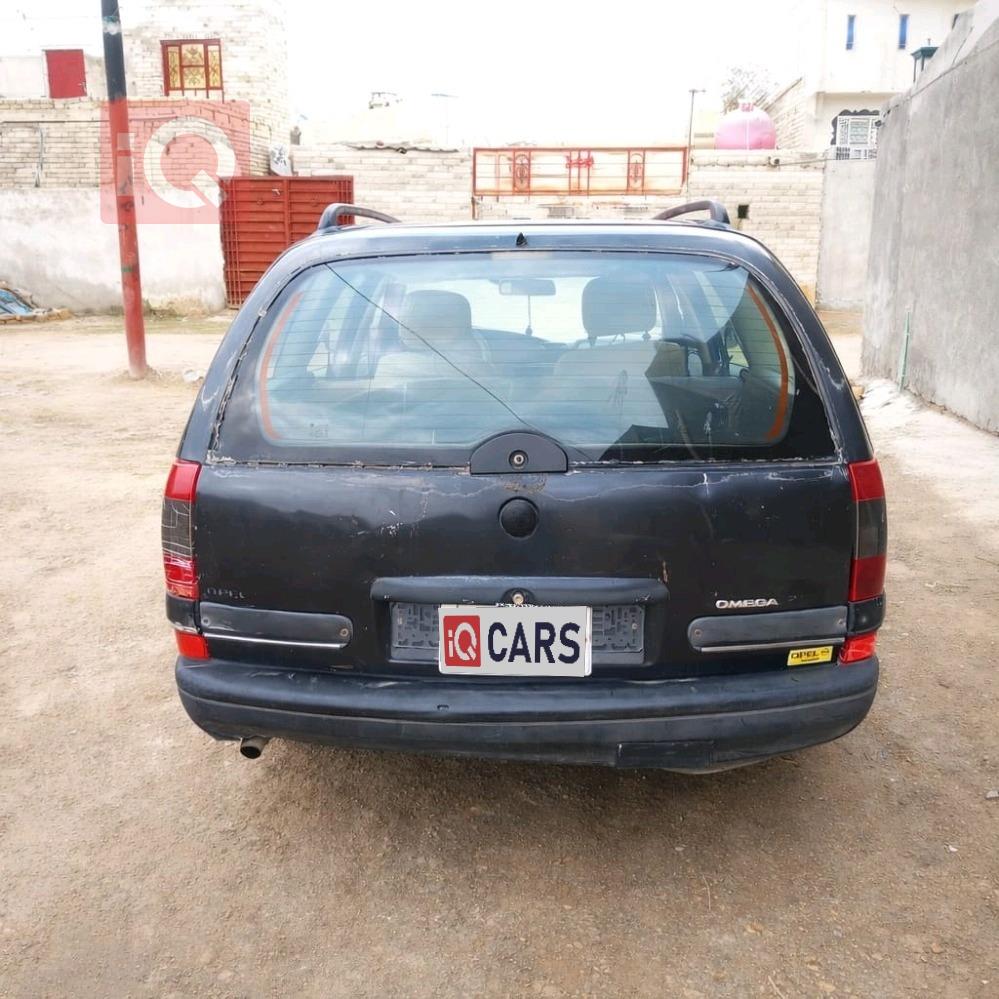 اوبل أوميغا